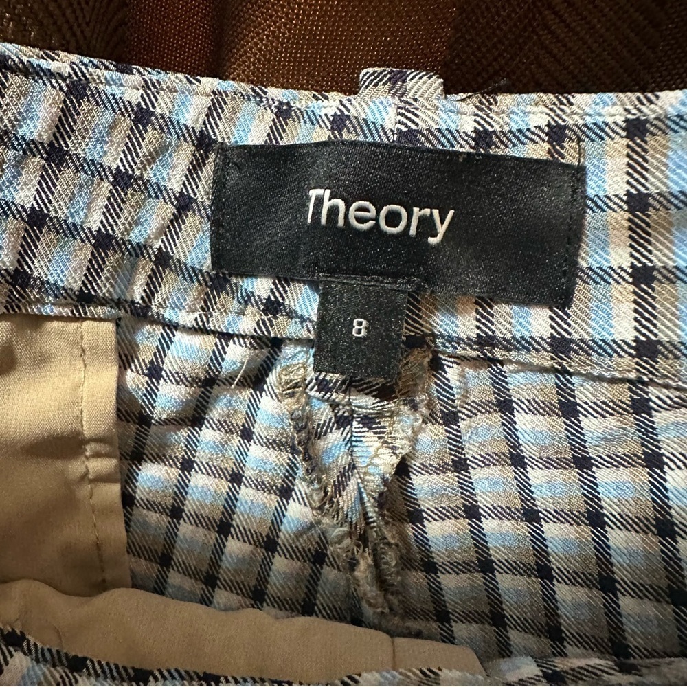 NEW‎ Theory Treeca Slim Short in Viscose Check Size 8 reg $275 - Picture 6 of 8